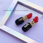 リップ ブローチ ビーズ刺繍