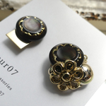 七夕祭り限定　⁡¥3100→10％OFF￥2790                  💎【アシンメトリーシリーズ】💎フラワーのようなゴールド細工＆ブラウンヴィンテージ