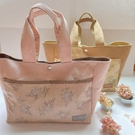 春色トートバッグ　スクエアバッグ　荷物たっぷり入る！