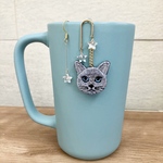 猫さんとお星様のユラキラピアス✩.*˚