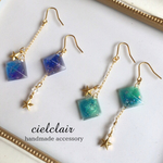 小さな宇宙アシンメトリーピアス/イヤリング