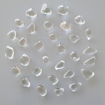 995  ガラスビーズ　透明　変形型　縦7~11mm