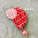 ブローチ きのこwao チェック＆フィッシュボーンRED