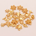 【pr0023】 即納 両面デザインクリスマスの封入パーツ　50g入り