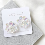【再販】ﾜﾝｺｲﾝ♡ オーロラ クリア パール フラワー  金属アレルギー対応 ✳︎ ピアス / イヤリング / ノンホールピアス