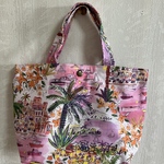 ヤシの木.ブーゲンビリアの花🌴ランチバッグorマルチバッグ