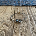 小さなレインボームーンストーンのマクラメブレスレットa