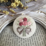 No.85 刺繍ブローチ