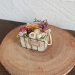  小さな花かご　ミニガーデンピック付き