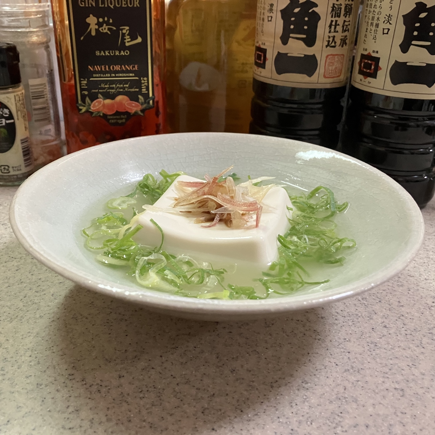 ◎料理と器のきれいコーデ！◎  翠貫入反り5.5鉢（みどりかんにゅうそり5.5はち）