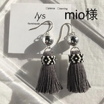 【mio様】オルテガ ビーズステッチ リング × グレー タッセル
