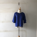 【夏前SALE】ロイヤルブルー　フリルブラウス　LINEN100％　富士吉田染め