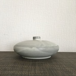 蓋物　黒土白マット