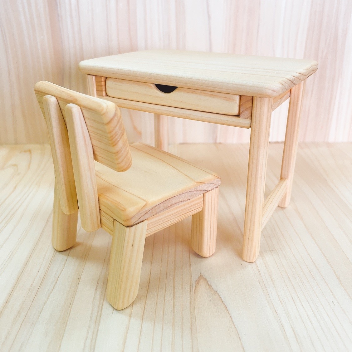 こどもつくえといす(テーブル・イス) - KILIN'S GALLERY | minne byGMO