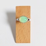 再販)ウランガラス オーバル イエローオパールのカボションリング／チェコ製