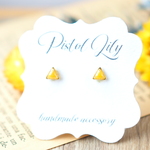 No.53478 小さいゴールド樹脂ピアス アレルギー対応 made by PISTOL LILY