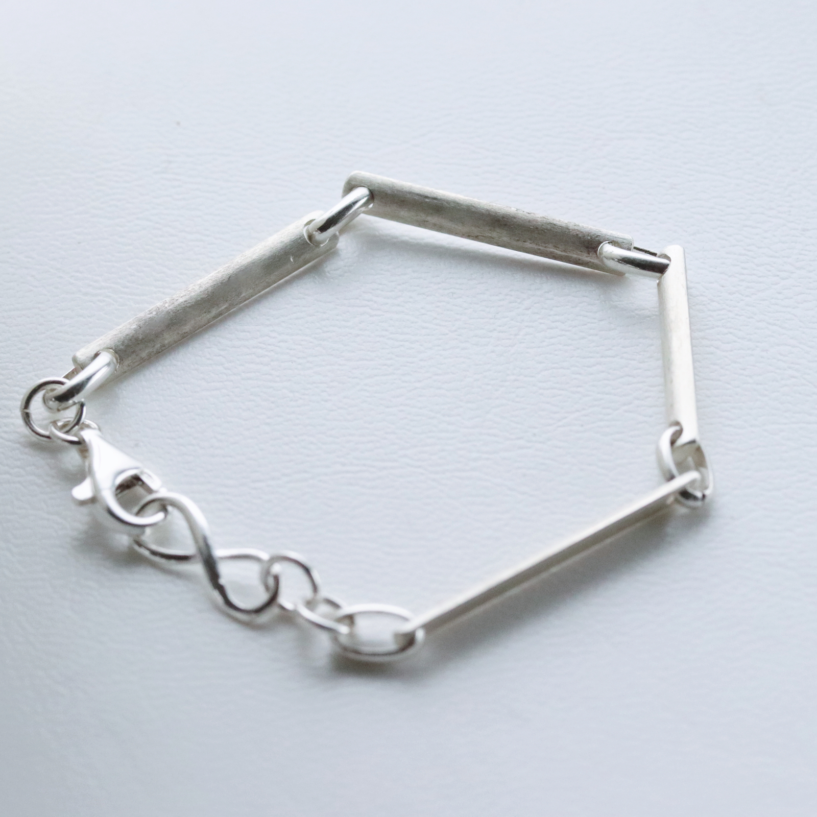 チョーカーブレスレットキュート４ｍｍ