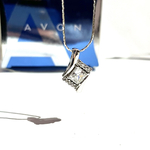 0121AVON VINTAGE 多面カットビジューモチーフネックレス　ヴィンテージ　ロングネックレス　アンティーク  クラシカル　大ぶり　ナチュラル　結婚式　ブライダルビーズ　
