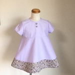 すそに小花のラベンダー色のワンピース 90(限定1点)