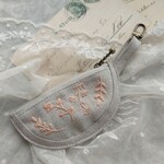 送料無料*リネン*野の花*刺繍*ミニポーチ*コインケース