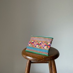 ［限定販売］刺繍リボンのマルチカラーポーチ