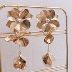 gold metal flower✨ミディアムウエディング ピアス