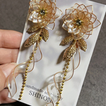 美しすぎる月下美人 -淡白- ピアス イヤリング