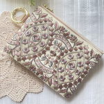 アンティークなインド刺繍リボンとヌビのポーチ