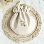 【夏セール！】ひまわりの手刺繍まん丸大きめ巾着ポーチ/キナリ