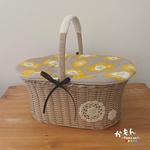 《インテリアのアクセントに》赤ずきんちゃんのかご【黄色いお花】