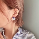デイジーのちいさな花束 ピアス/イヤリング
