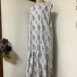 お値下げ　ユワ花柄　ワンピース💕