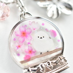 シマエナガのスノードーム風キーホルダー🌸〜春ver.〜