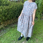 北欧風 ポピー 優しいグレー の やわらか 素敵な ワンピース