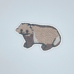 ぽてっと狸(たぬき)刺繍ステッカー ／itomici