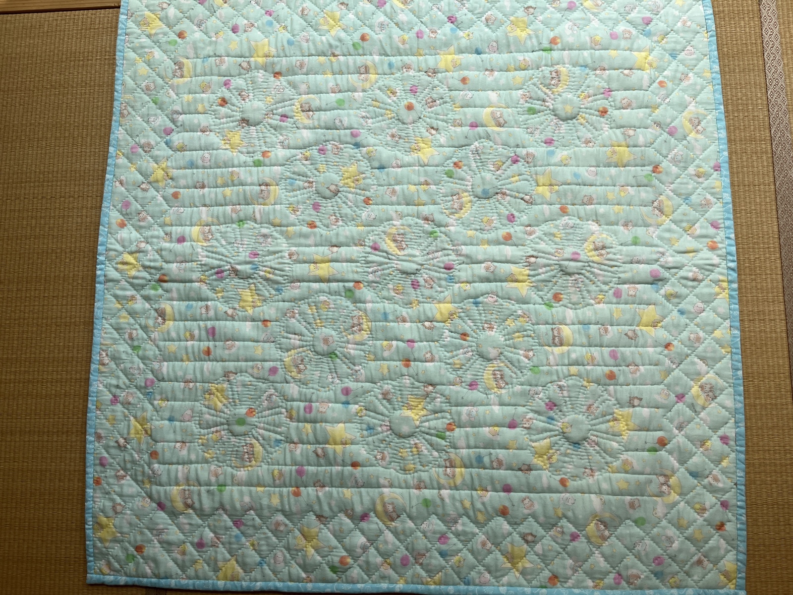涼しいブルーのお花のベビーキルト タペストリー - Craft miho | minne