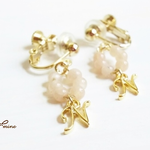 誕生石とイニシャルのピアス（イヤリング）