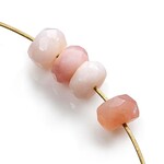 7粒売り　ピンクオパールAA++　ボタンカット