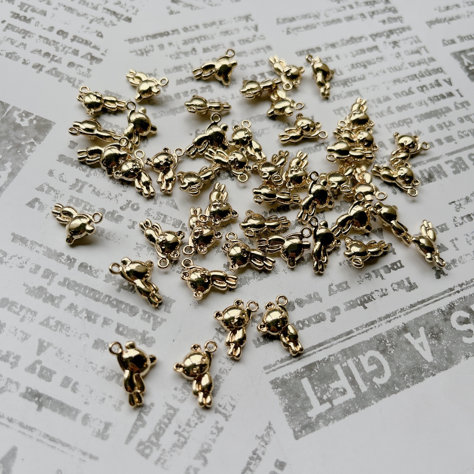 SALE【8個】くまちゃんチャーム ゴールド A-254 - U.selectparts
