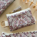 new🤍インド刺繍リボンポーチ 華やかアイボリー✨カードケース💳 フェイクレザー カラビナポーチ