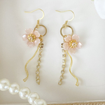 桜の揺れるリボンピアス*イヤリング*ディップアート*ディップフラワー*マニキュアフラワー