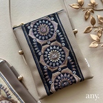 【受注制作🪡】インド刺繍リボンスマホポシェット beige flower ②🤎スマホショルダー お散歩ショルダー  サコッシュ スマホショルダー