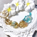 ニャン魚姫の宝物💍🫧キーホルダー 送料無料 じゃれ猫 レジン 人魚 マーメイド