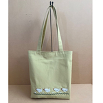 にわとりの刺繍トートバッグ