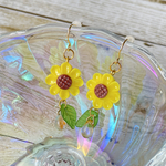 夏🌻ひまわりのイヤリング／ピアス♡フェイクスイーツ