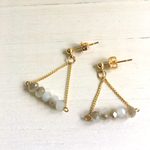 ゴールド✴︎ビーズ✴︎三角ピアス