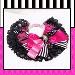 【girly collection🎀】バービーショッキングピンクブラック👠ボーダーラッセルレース×サイドラージリボンデザイン《ケープ首輪》