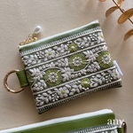 【受注制作🪡】インド刺繍リボンポーチ green💚フェイクレザー カラビナポーチ  小物入れ　再販5！