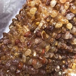 高級ランク！穴あき さざれ石 10g 高質レッドルチルクォーツ 天然石 ハンドメイド素材 パーツ