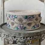 [実物のお色味と違う場合があります] インド刺繍リボン　花　インド刺繍　スパンコール　刺繍リボン　リボン　りぼん　※10月8日よりゆうパケットにて発送